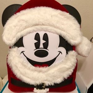 (NWT) Santa Mickey Mini Backpack by Loungefly